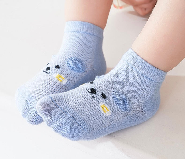 Baby soft Kids Grip Socks Pack of 4 (Colors & Design May Vary)size 3-6  months